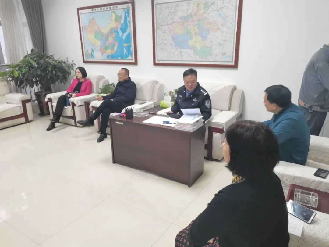长葛市法院院长刘婷,公安局局长苗仲凯,市委政法委常务