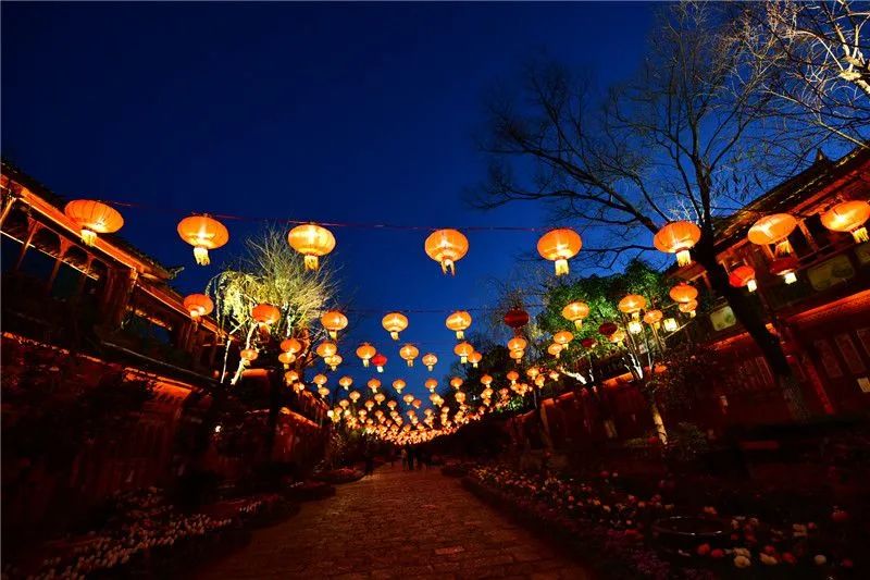 丽江古城入选2020游客喜爱的十大夜景区