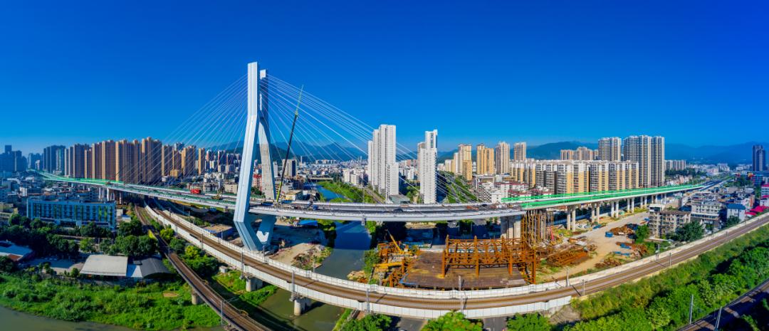 建证幸福福建龙岩大桥全线通车