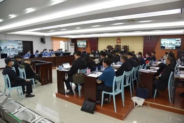 欧杰雄等19人涉黑案今天开庭审理被指控非法采矿开设赌场等9项罪名