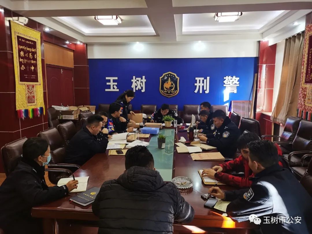 【政治建警 ·云剑行动】刑警大队:开展命案积案卷宗物证整理工作