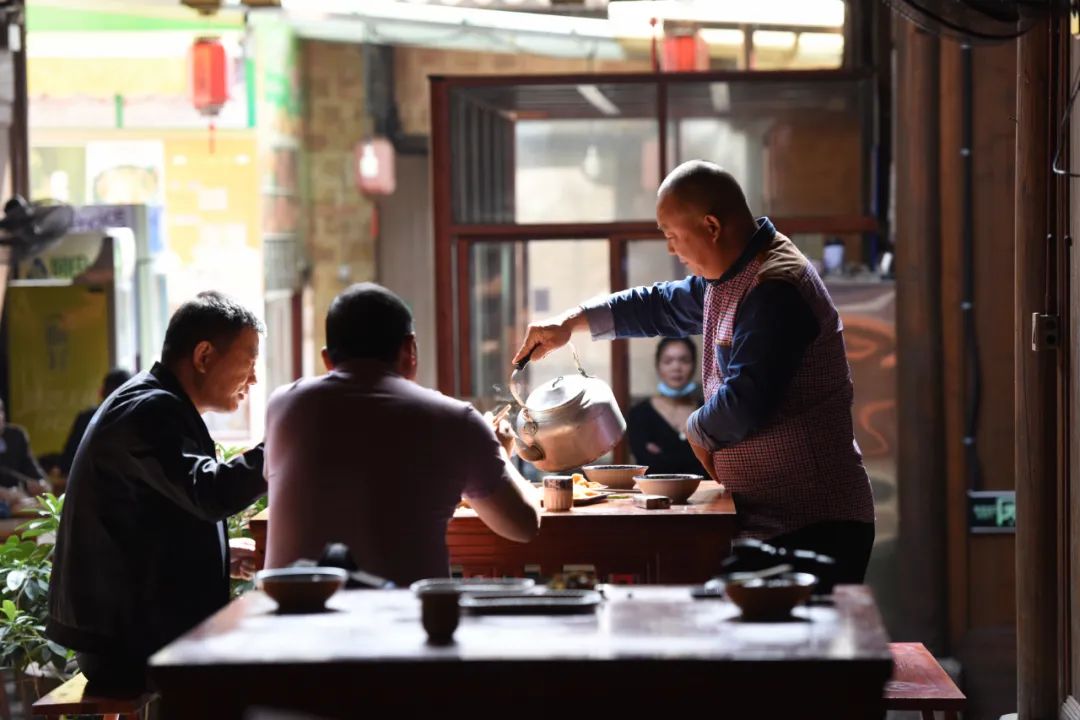 若是你到万载来,不妨细品大碗茶