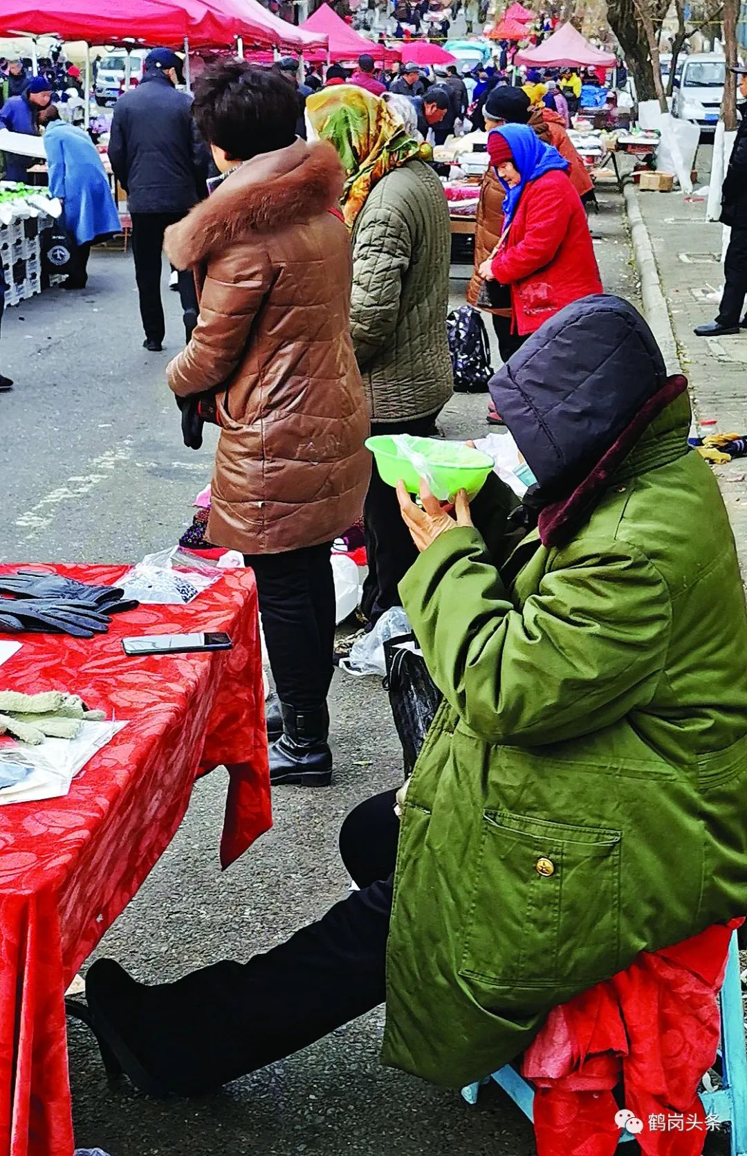 【要闻】天还没透亮 已为生意忙 冬日里早市人的早餐