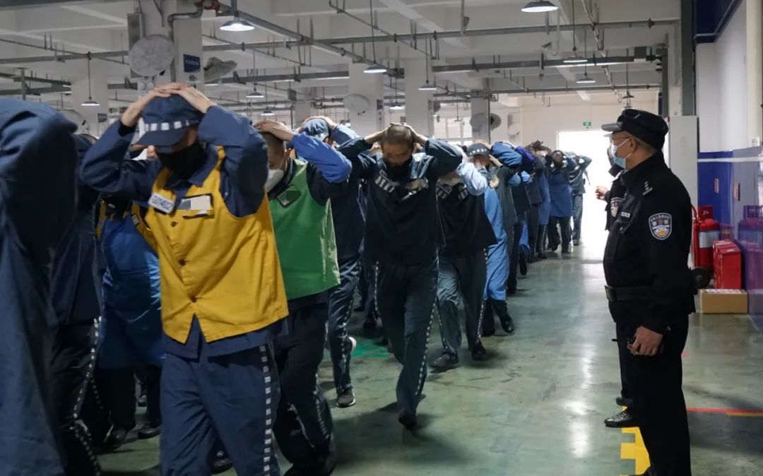 四川省雅安监狱 演练模拟雅安周边某地发生破坏性地震,影响波及监狱