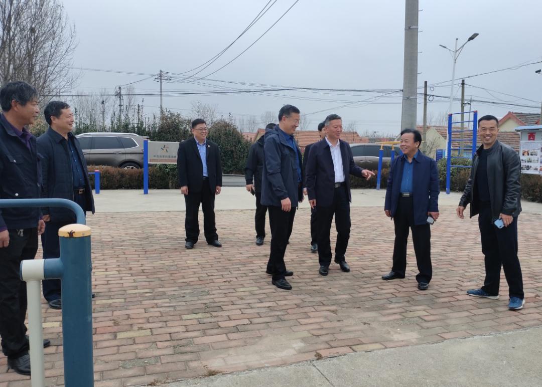 助力乡村振兴王光金院长到大场镇帮扶村走访调研