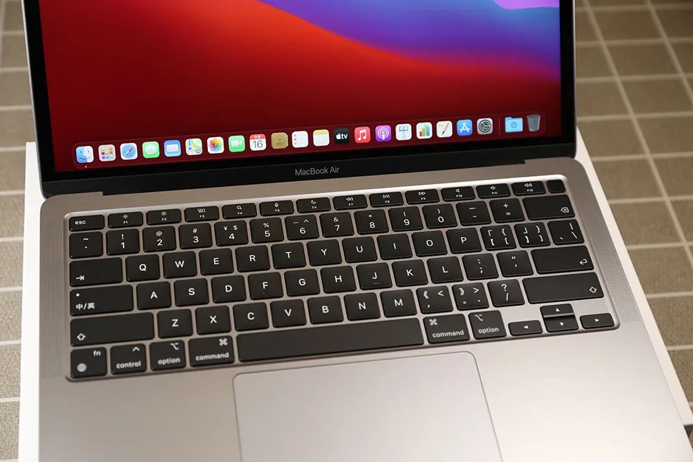 macbook air,mac mini和macbook pro(13英寸)虽然不是苹果mac序列里