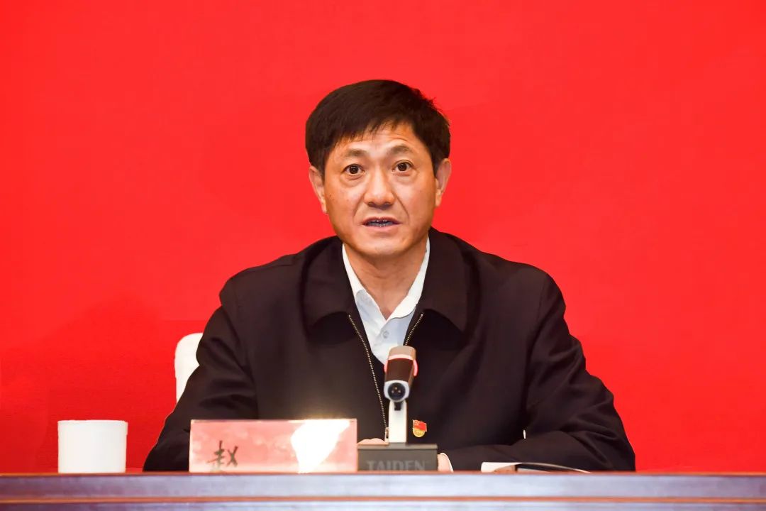 赵飞在全市政法系统宣讲党的十九届五中全会精神