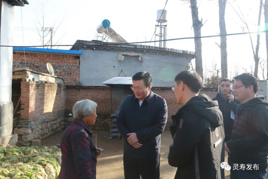 县委副书记县长冯素伟到陈庄镇宣讲党的十九届五中全会精神