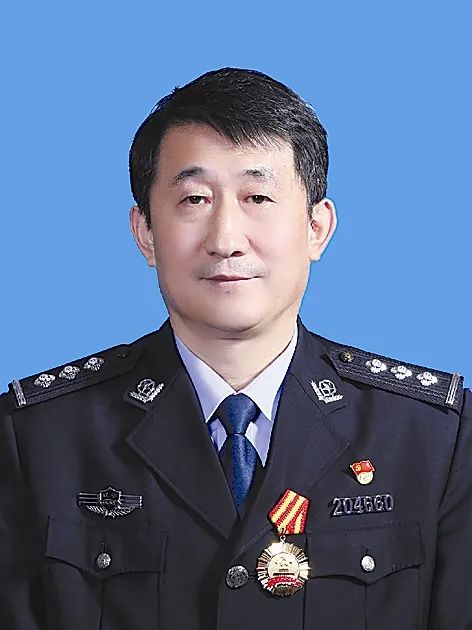 全国先进工作者 邢泮林人物介绍大连市公安局公共交通治安管理支队