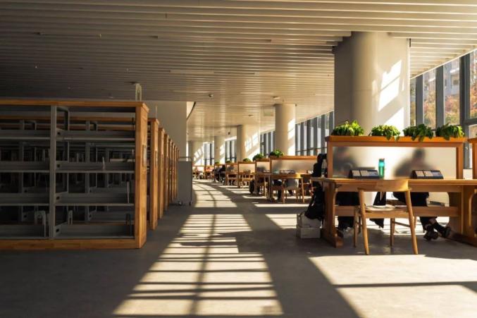中国石油大学(华东)图书馆隆重介绍应该是图书馆的模样如果这个世上真