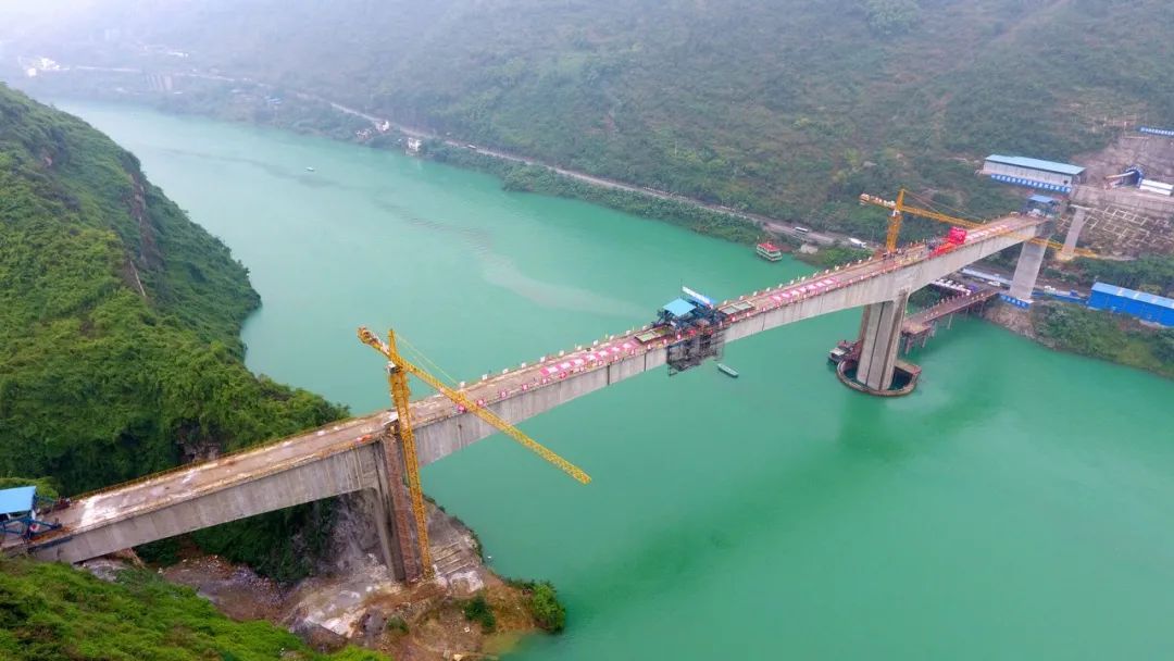 (重慶)渝懷(化)鐵路涪陵至秀山段增建二線烏江右線大橋