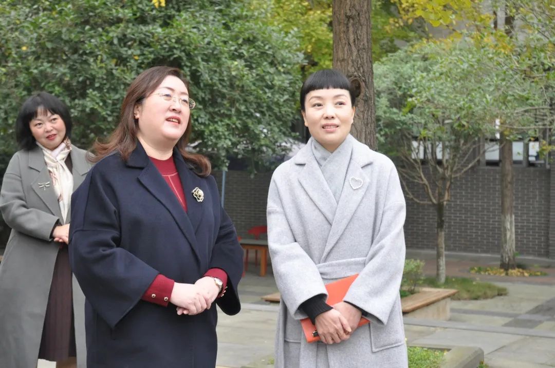 实地走访成都市文翁实验小学党支部书记,校长张幼龄同志,民革青羊区