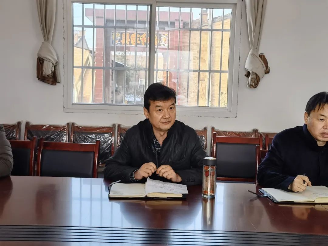 马亚军院长一行到达三联村后,首先前往幸福院等帮扶项