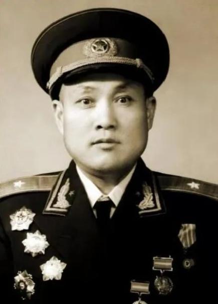 金寨籍开国少将詹大南逝世享年105岁