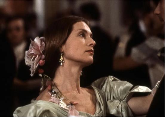 如《包法利夫人》《简·爱》《金锁记》,也能从当下的畅销作品中找到