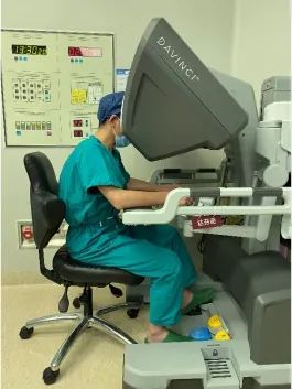 前列腺机器怎么治疗【曙光·新闻】机器人微创新时代——曙光医院完成沪上首例Xi达芬奇机器人辅助单孔前列腺癌根治术_https://www.jmylbn.com_新闻资讯_第1张