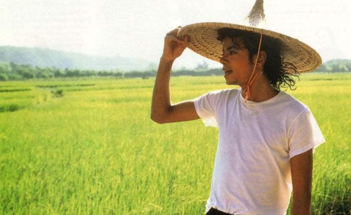 33年前，迈克尔·杰克逊在中国农村，度过了特殊的一天