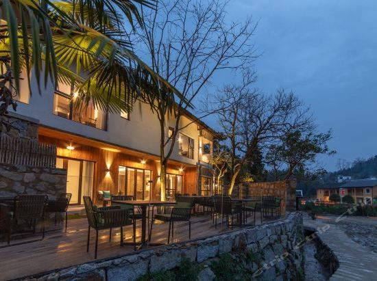 火近千万粉丝围观湾里精品民宿