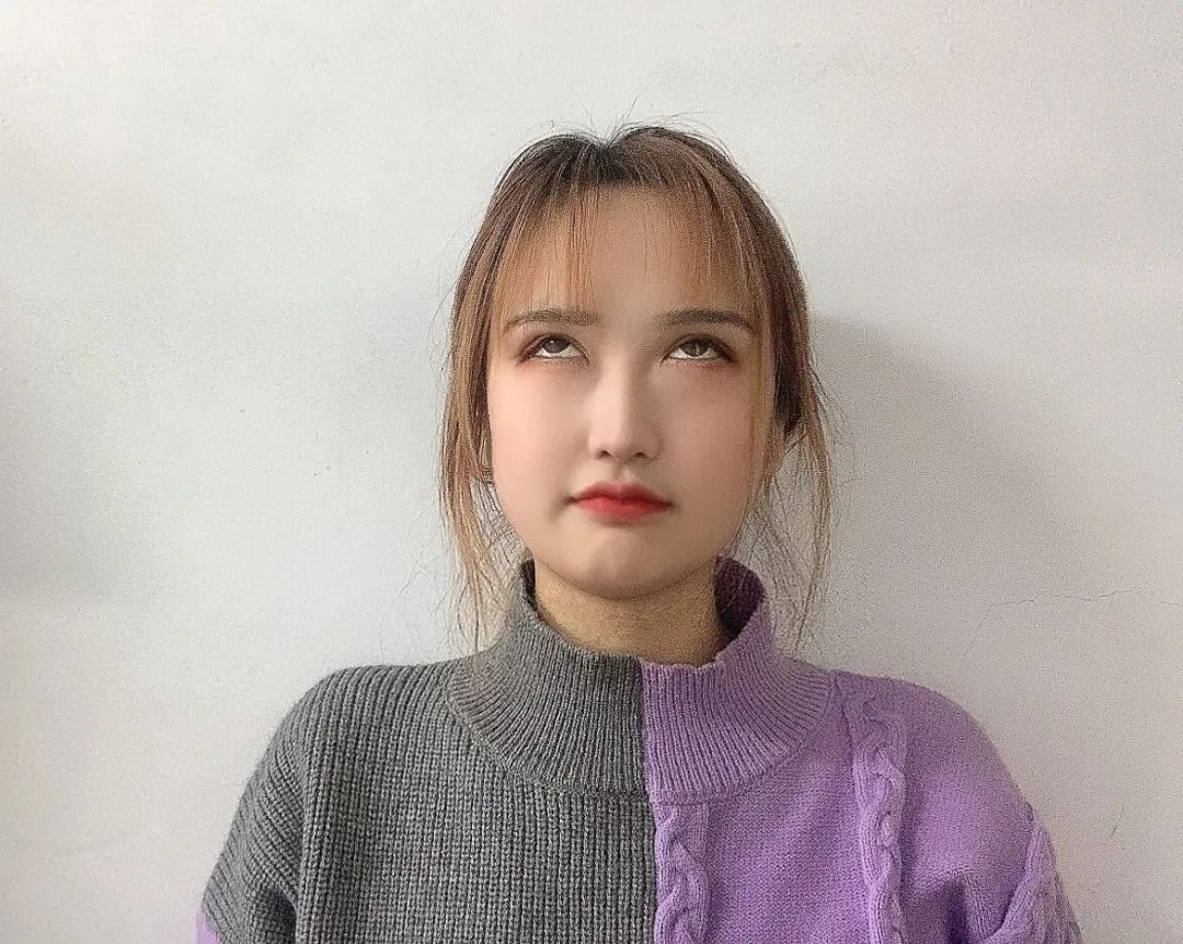 "我也能行"告诉自己默默低下头继续学习我只能偷偷地翻个白眼儿对面