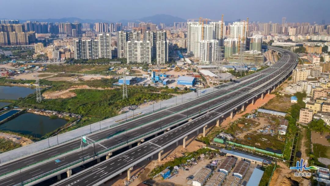 香海大桥首段完工通车在望