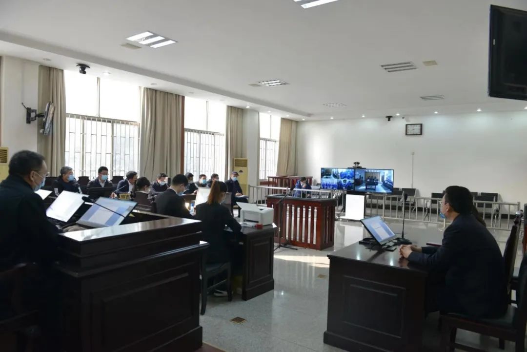 刚刚潍坊64人被判刑