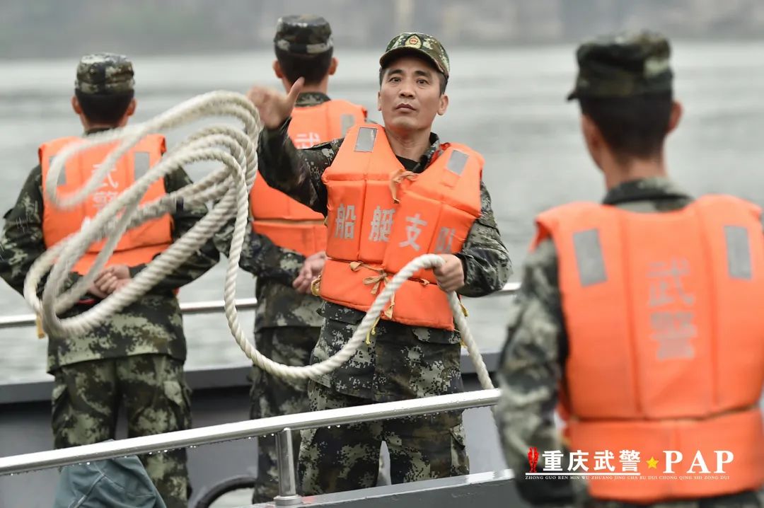 退伍季丨这位老兵从军三十年只干一件事