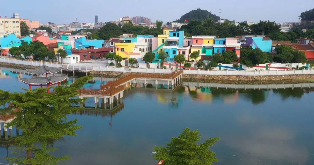 随手拍出大片东莞居然藏了一条彩虹村