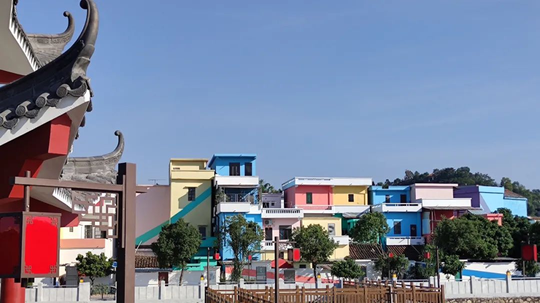 随手拍出大片东莞居然藏了一条彩虹村