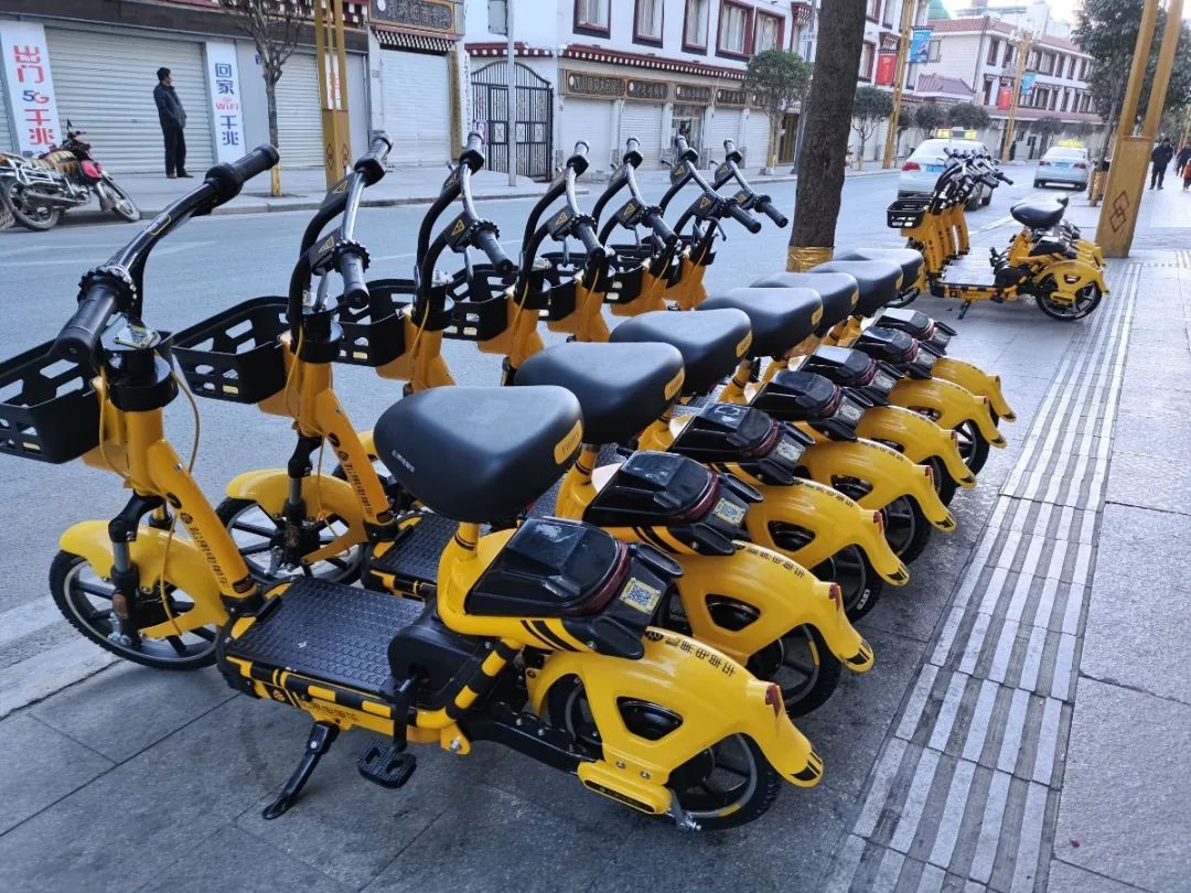 解密霸占今天朋友圈热搜的小黄车