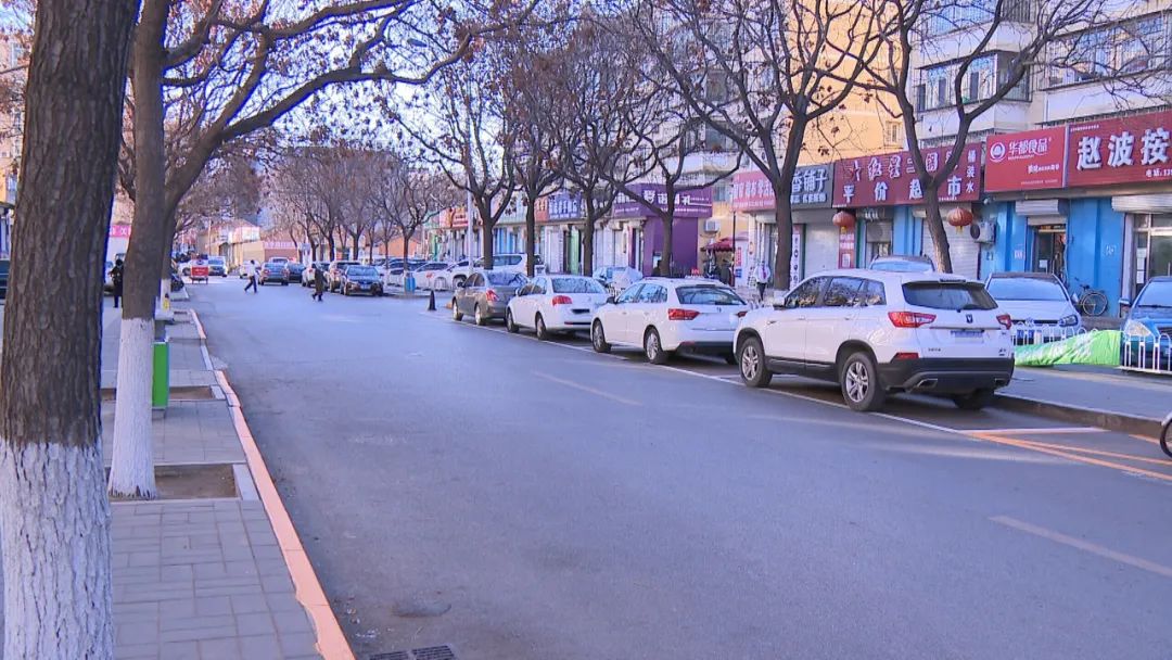 密云这些街道增加了禁停标志