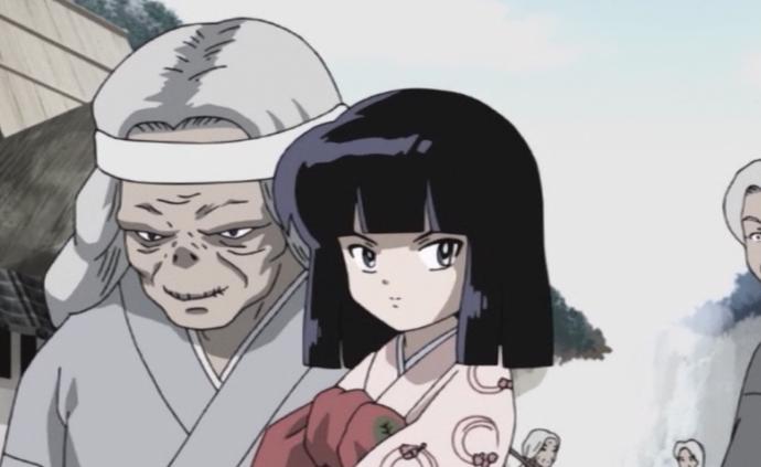 人鱼禁锢女孩 不惜把同类的肉割给她吃 只为拿她当美容药