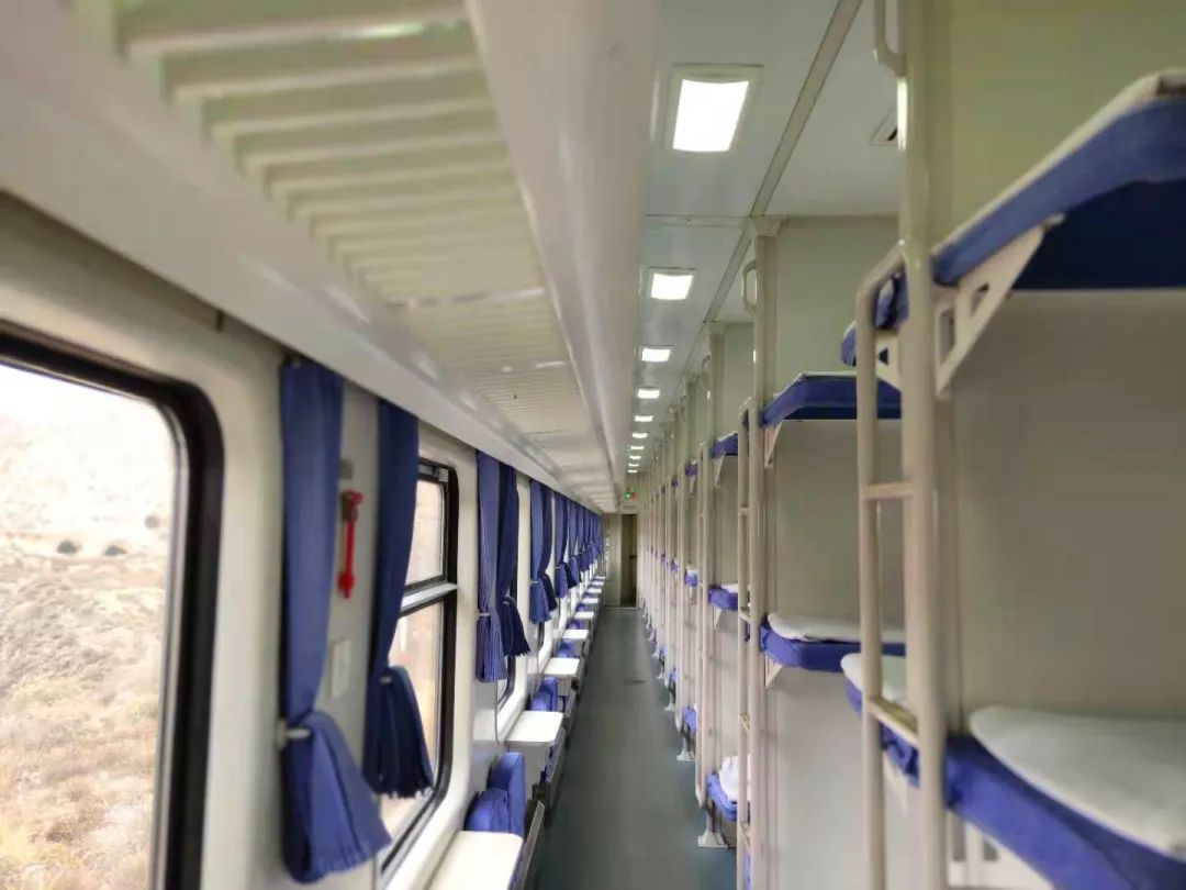 卧铺车厢为什么要拉窗帘原因不是你想的那么简单