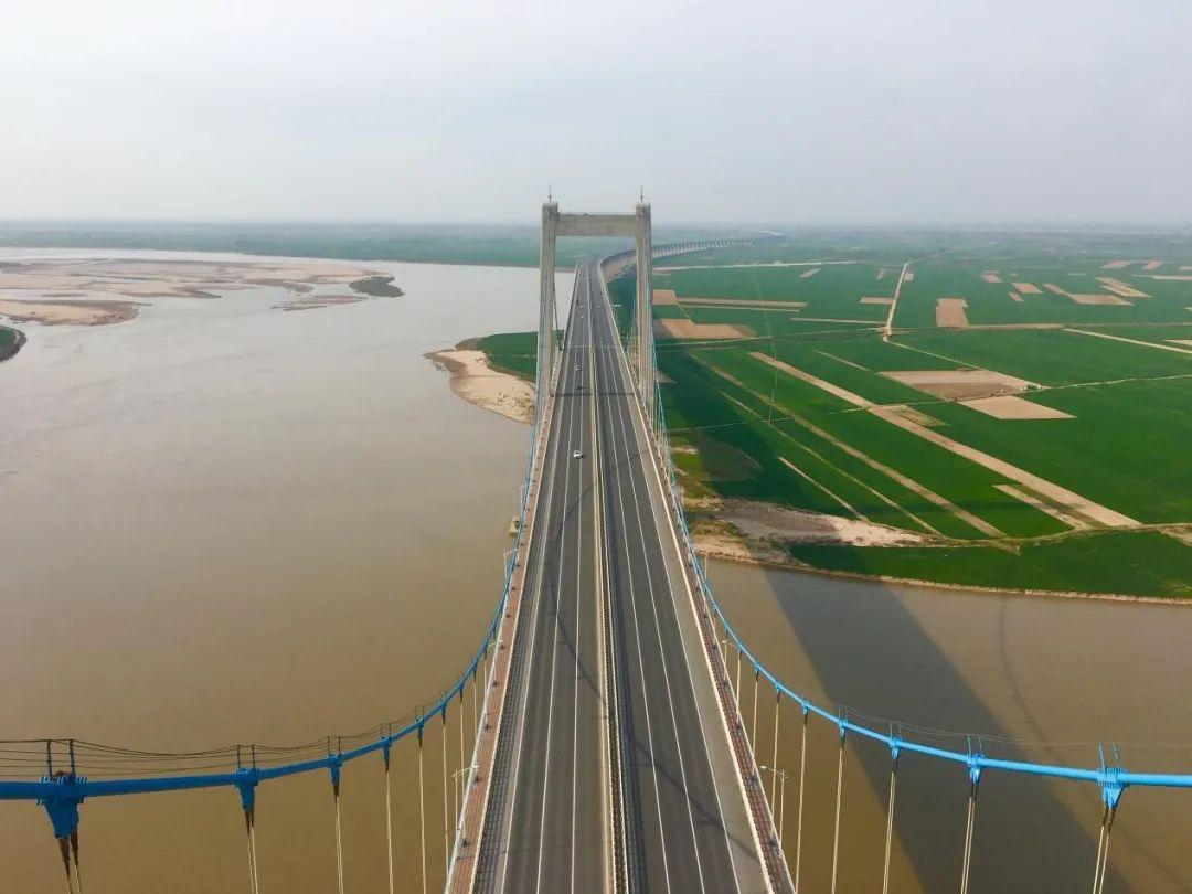 武西高速公路桃花峪黄河大桥颐航大厦日照港岚山港区30万吨级原油码头