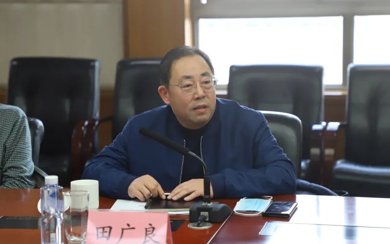 房山法院召开优化营商环境工作征求市区人大代表意见建议座谈会