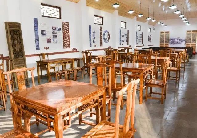 以村民讲吧,村民舞台,村民健身,村民茶室,村民聊天室,村民阅览室,村民