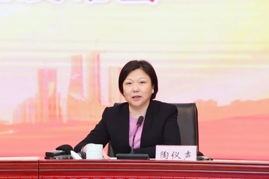 发布人:省政府副秘书长,省卫生健康委党组书记李必方(刘玉才 摄)