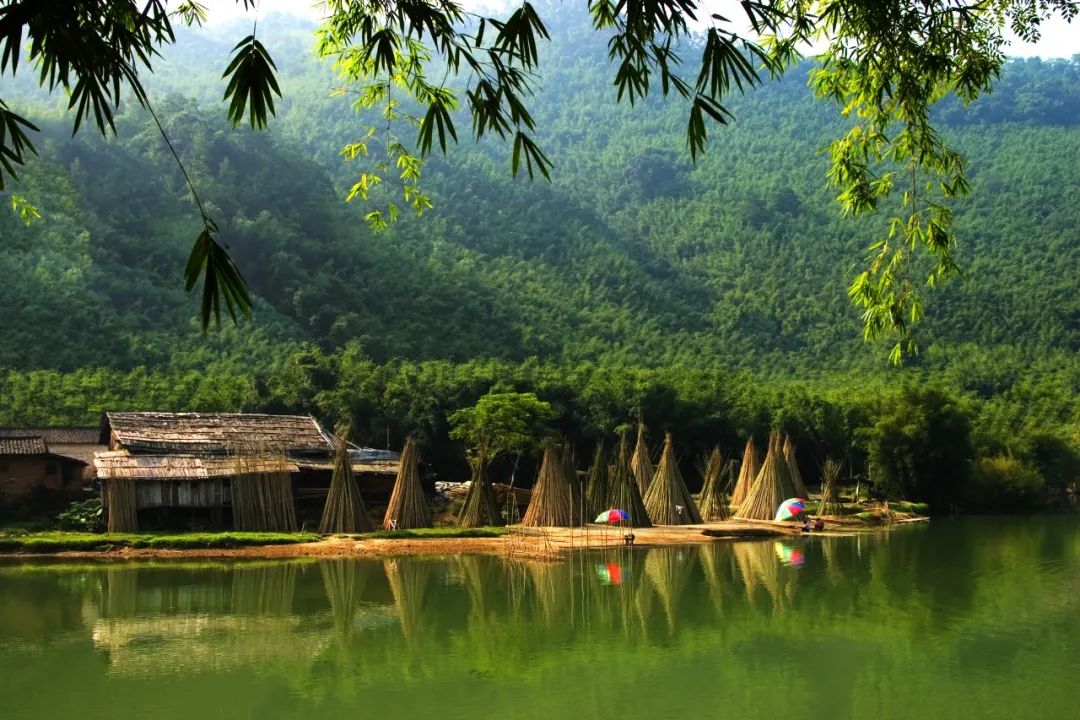 如圍繞鼎湖山康養休閒旅遊帶,懷集鳳崗,藍鍾和高要祿步溫泉,廣寧綏江