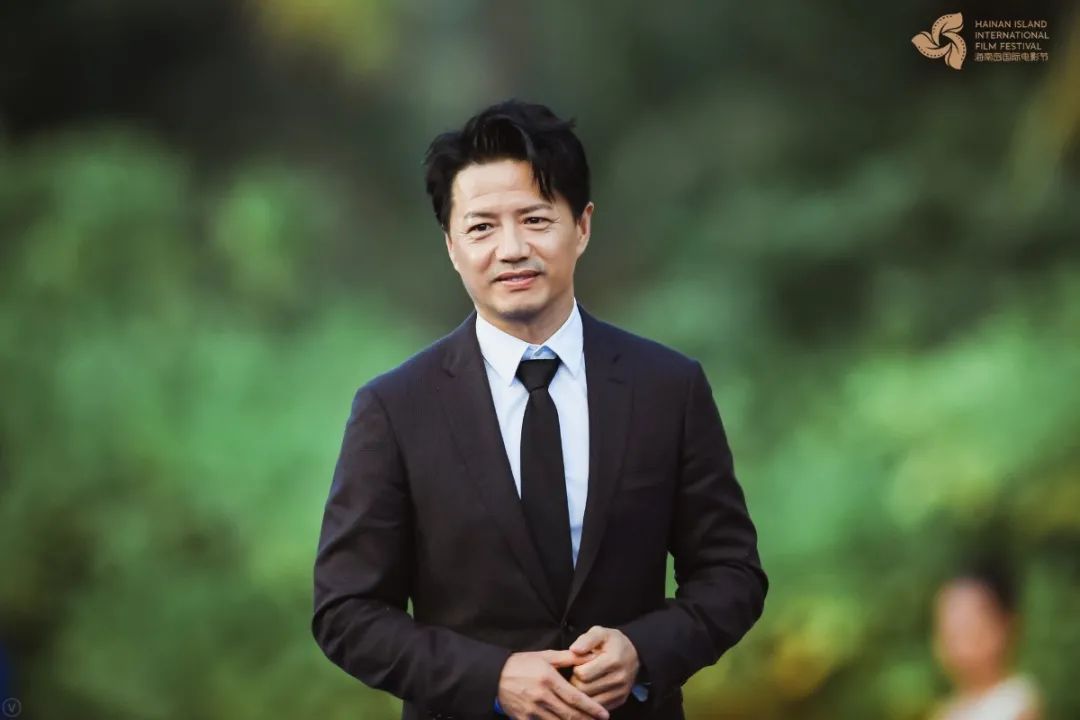 出席第三届海南岛国际电影节《热汤》剧组章明,陈都灵,白梓轩,陈胜利