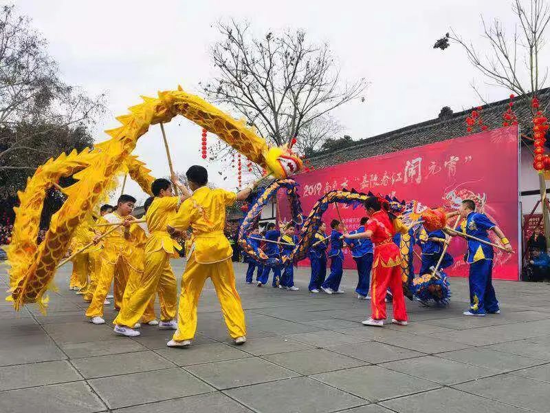 我們都是龍的傳人舞龍越舞越精彩