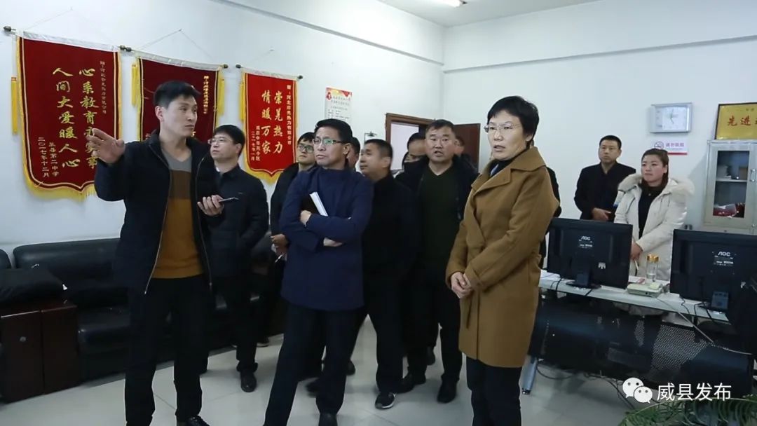 威县县委书记商黎英检查冬季居民供暖情况