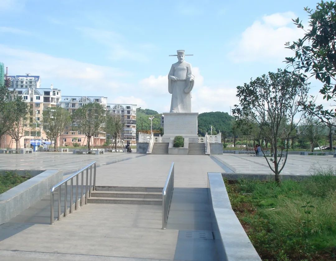 "移位"和载体高位"嫁接",主动将法治宣传工作与宋慈法治文化相结合