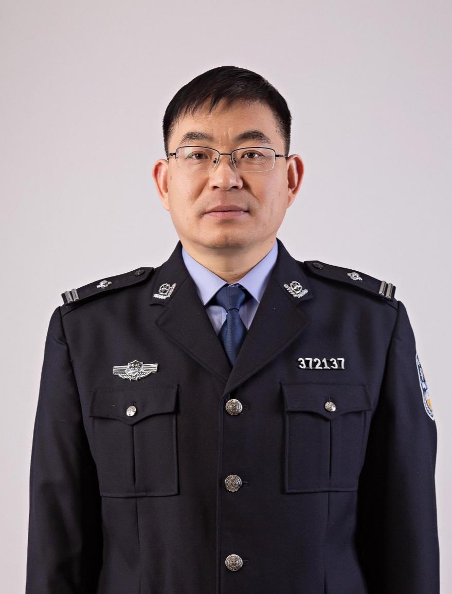 【天平先锋】倪庆华: 执行攻坚  勇挑重担