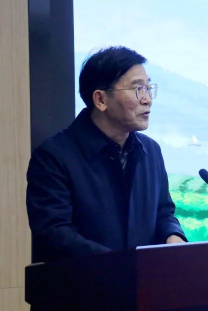 民进市委会副主委肖锋,谢春凤,林沛,陈金良,秘书长诸剑超,常委叶强