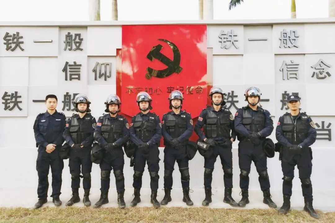 蓝盾特警图片