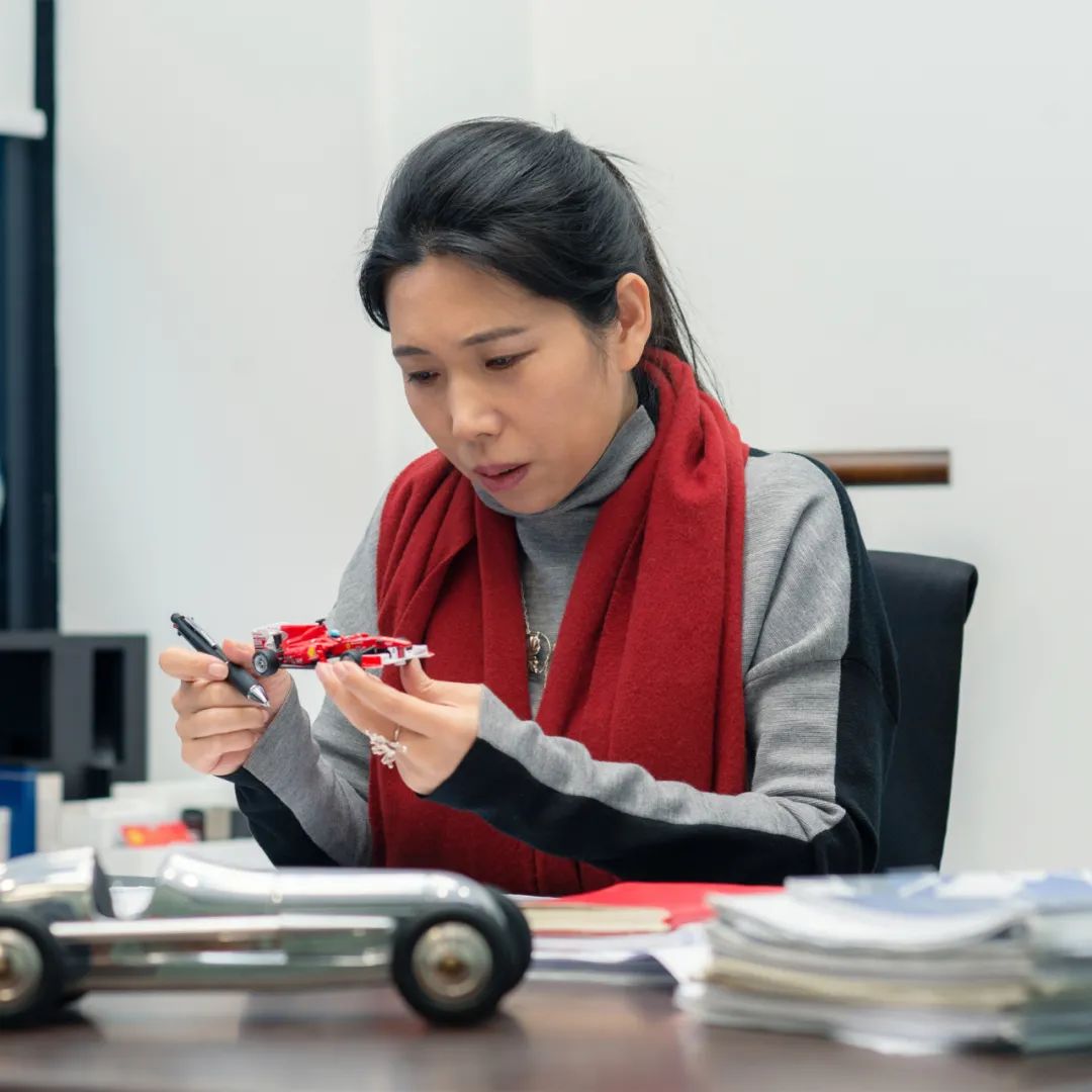 继续她的赛道设计;同时在同济大学交通运输工程学院攻读博士学位,继续