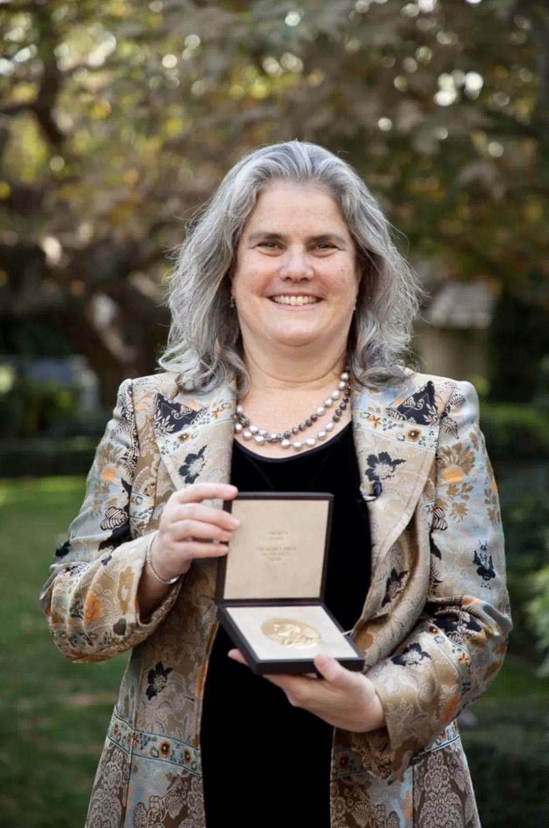 诺贝尔日顶科协老友阿尔特又上新段子