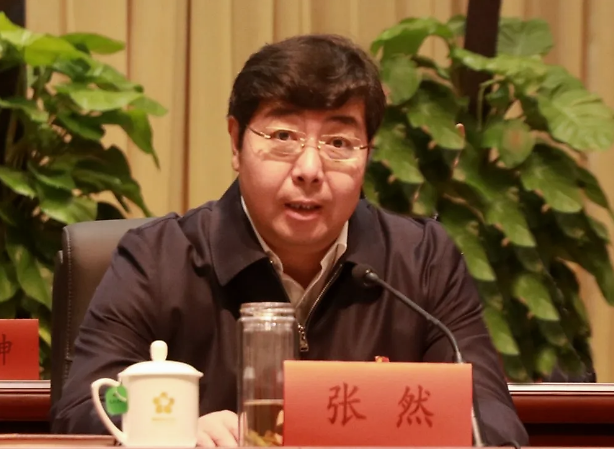 中共鹤壁市委副书记张然讲话中谈到:市慈善总会成立11年来,围绕中心