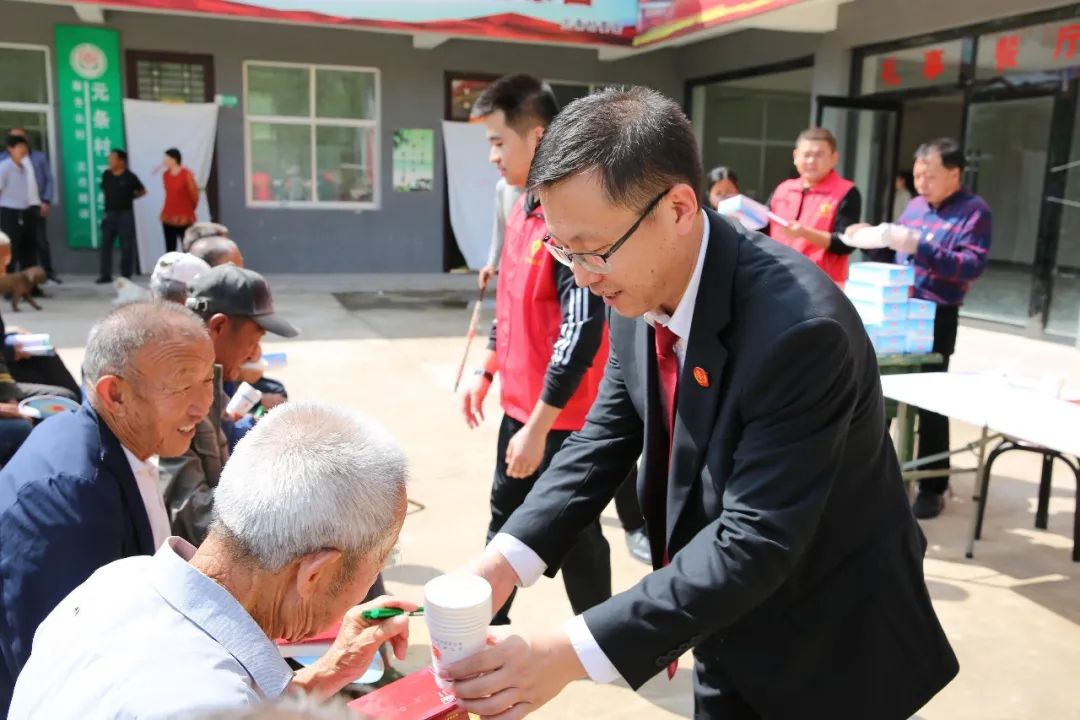 秉公执法,为民解纷—优秀法官王小东