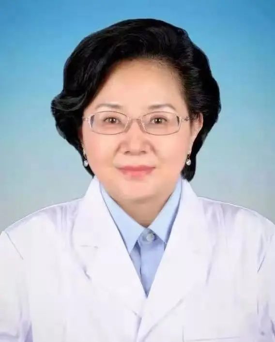 (按出场顺序排序)专家介绍04主持:曹丽英,林明和论坛日程03福建省泉州