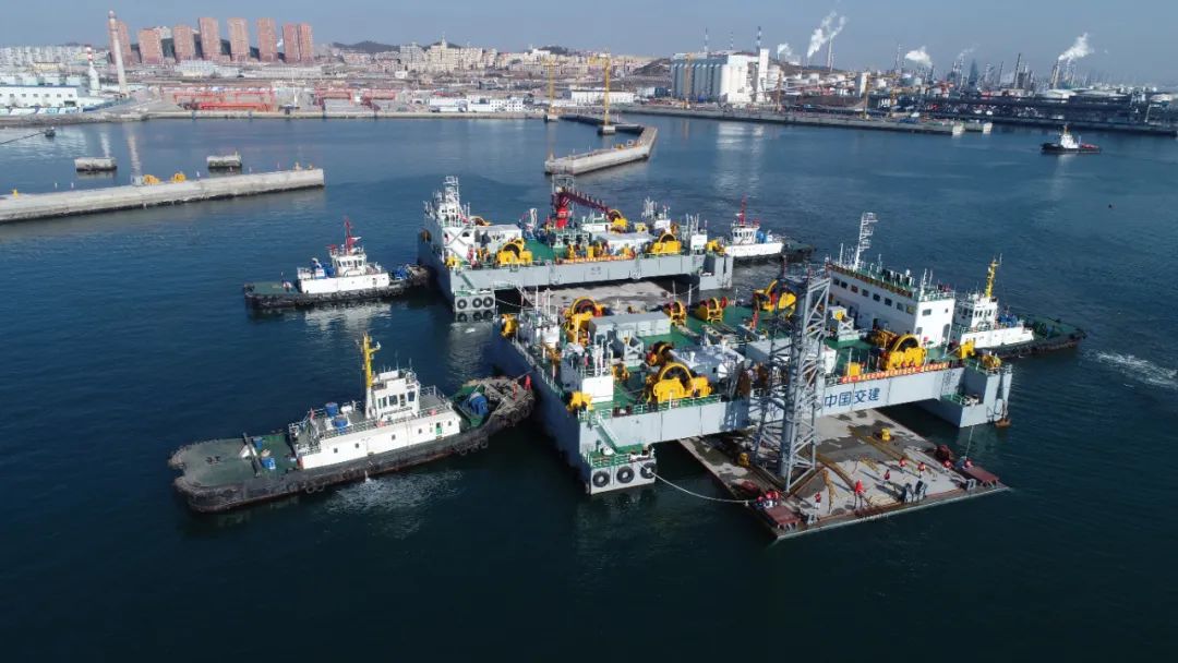 首节沉管成功安装!大连湾海底隧道全国新突破!